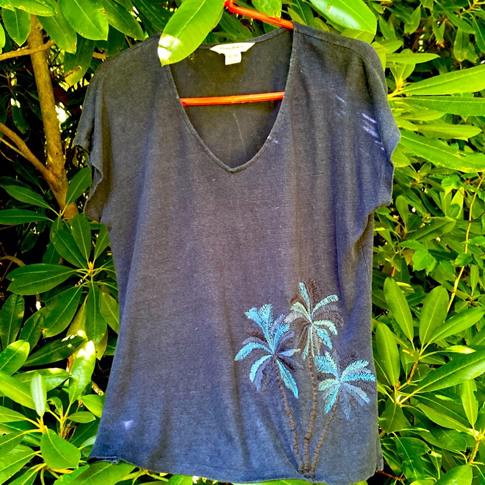 Tommy Bahama loose fitting, cool summer top